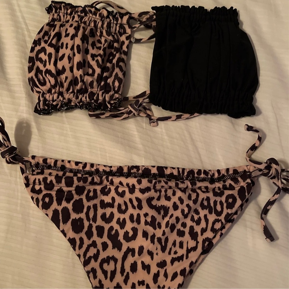 Bikini set - Picture 2 of 3